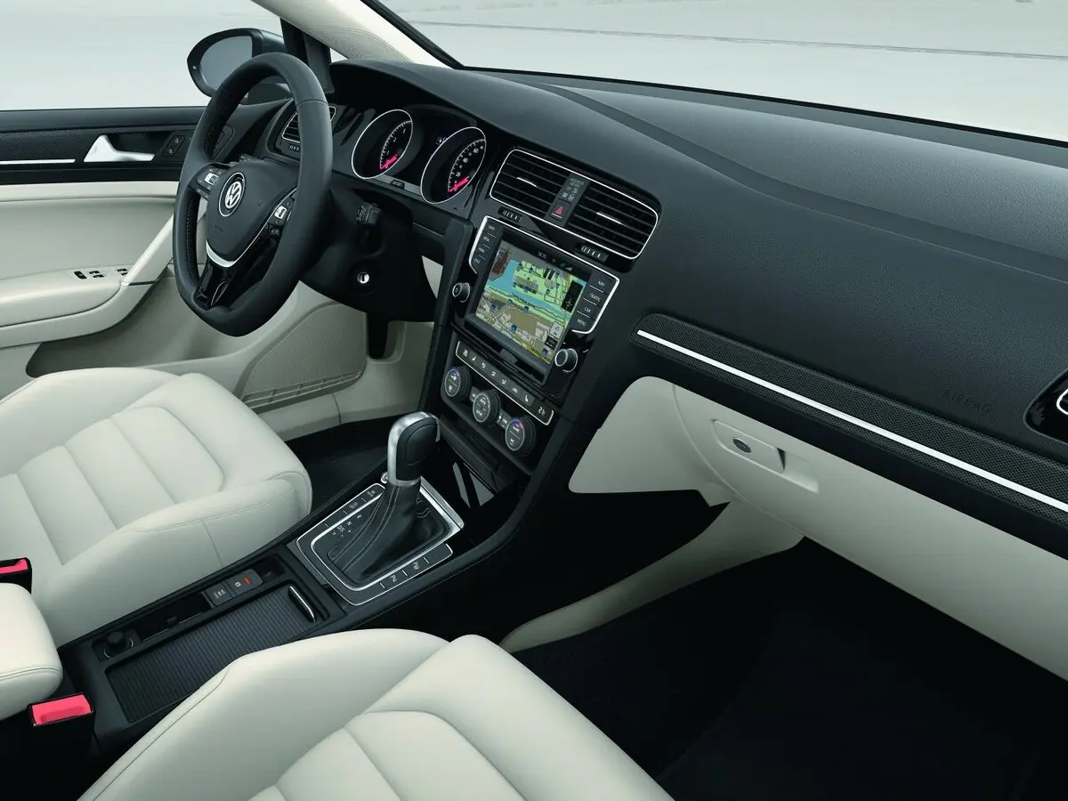 Volkswagen Golf VII Хэтчбек 3 дв. — фото 7