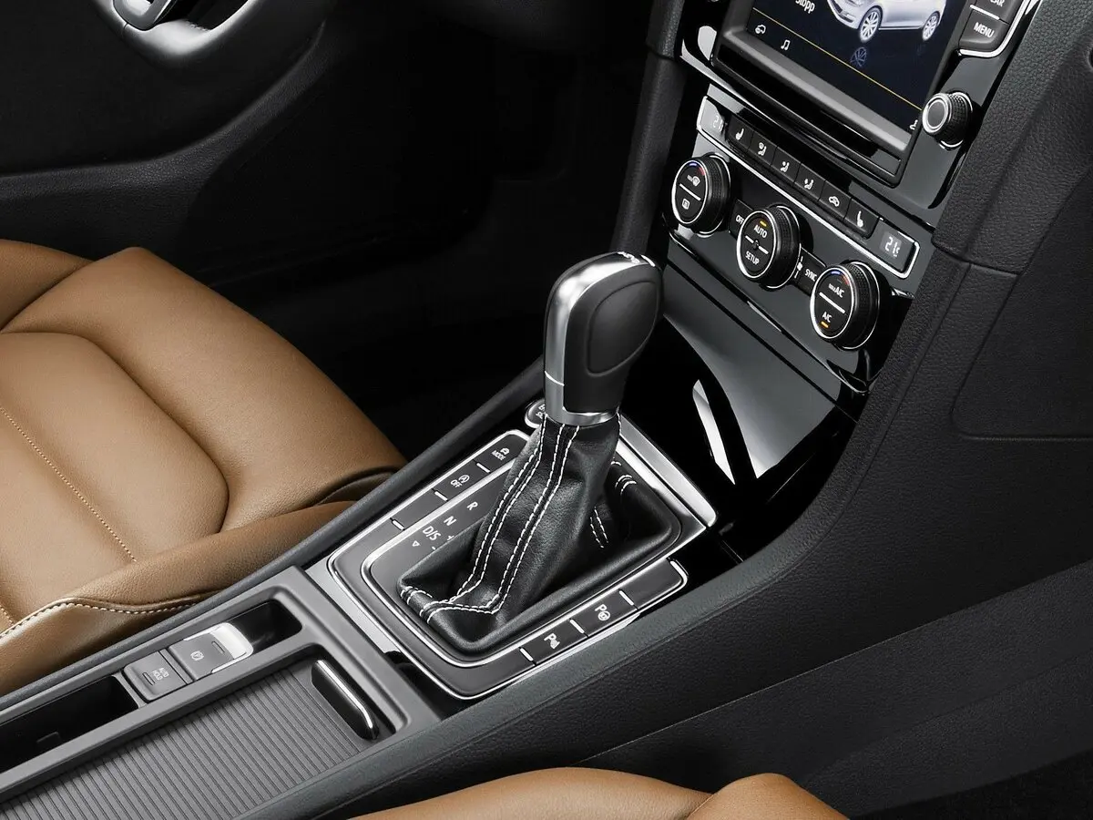 Volkswagen Golf VII Хэтчбек 5 дв. — фото 11