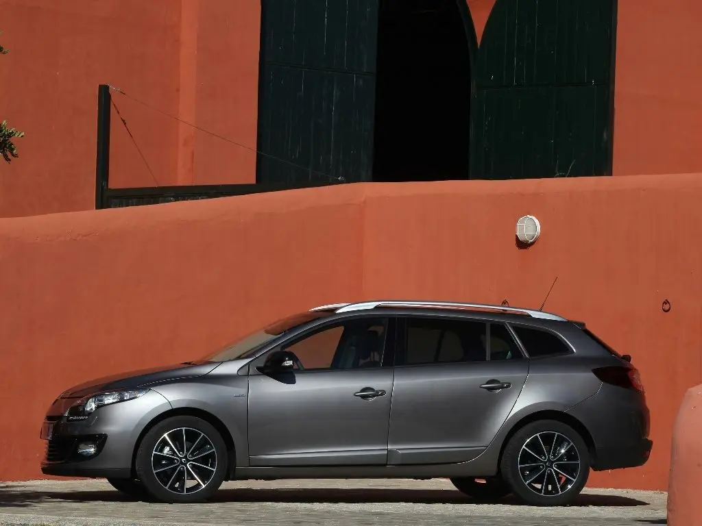 Renault Megane III Универсал 5 дв. — photo 2