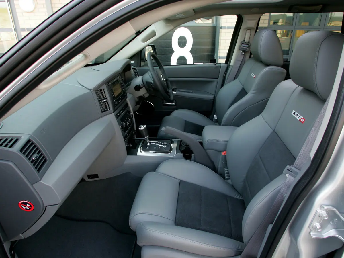 Jeep Grand Cherokee III (WK) Внедорожник 5 дв. SRT8 — сүрөт 4