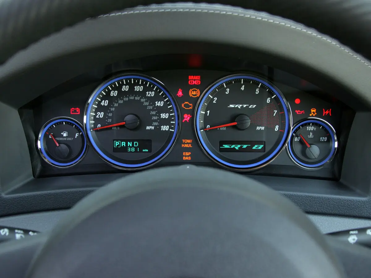 Jeep Grand Cherokee III (WK) Внедорожник 5 дв. SRT8 — сүрөт 5