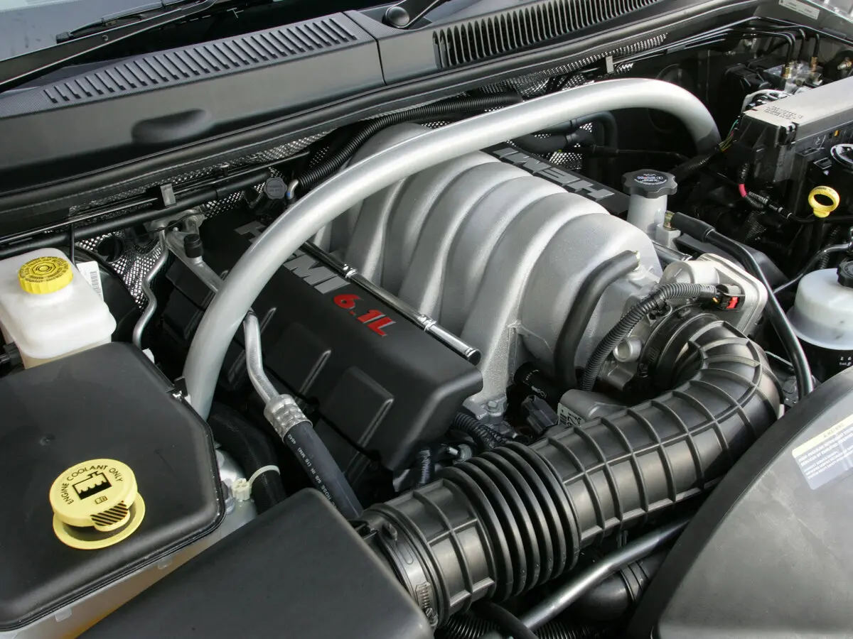 Jeep Grand Cherokee III (WK) Внедорожник 5 дв. SRT8 — сүрөт 13