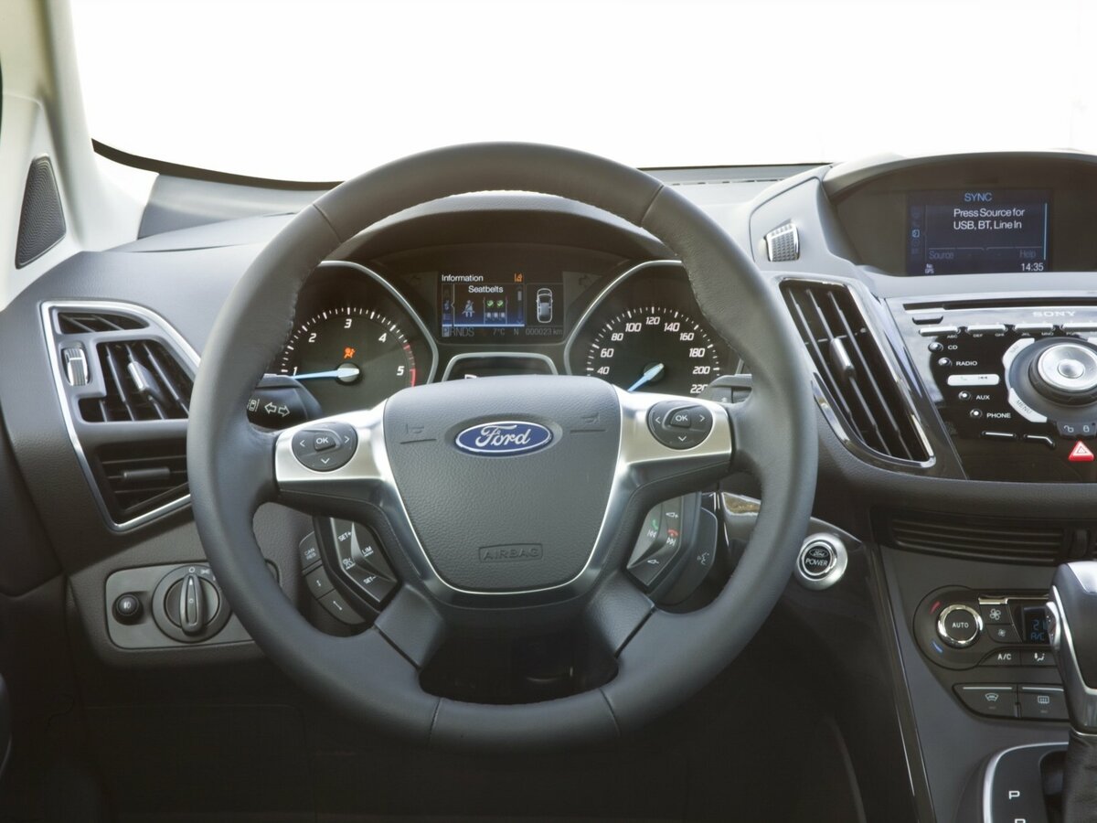 Ford Kuga II Внедорожник 5 дв. — фото 8