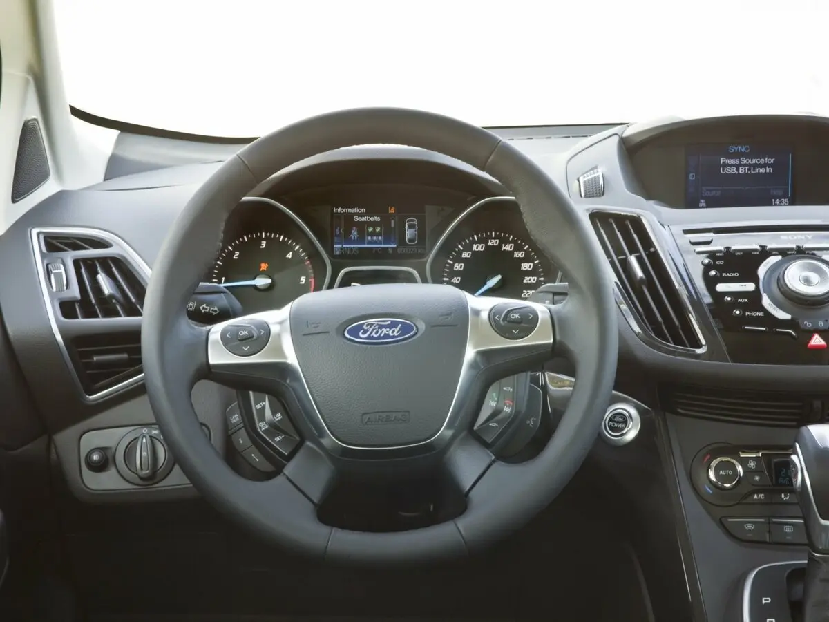 Ford Kuga II Внедорожник 5 дв. — сүрөт 8