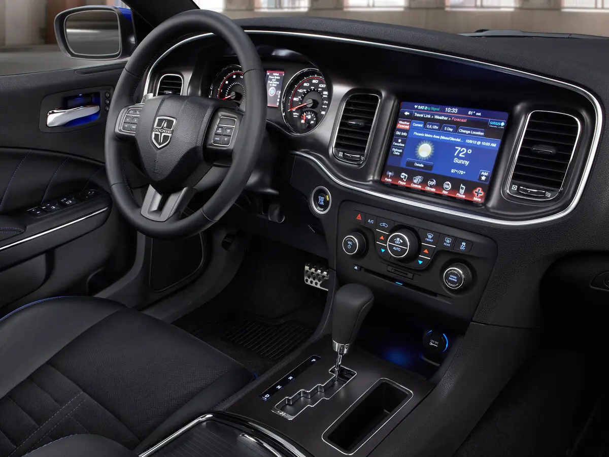 Dodge Charger VII (LD) Седан — сүрөт 7