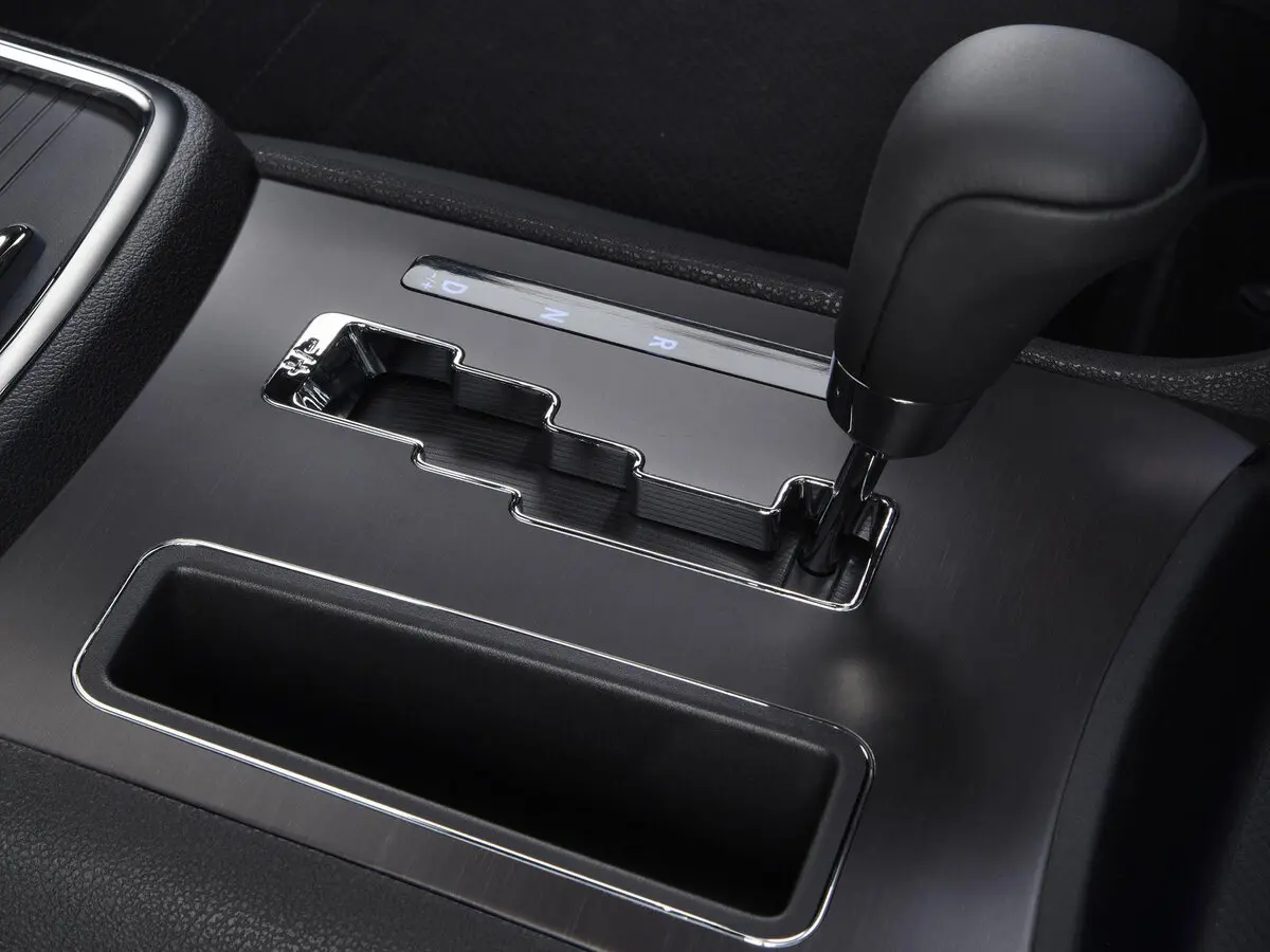 Dodge Charger VII (LD) Седан — сүрөт 12