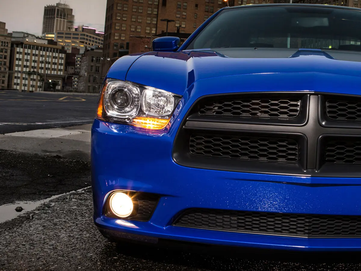 Dodge Charger VII (LD) Седан — сүрөт 13