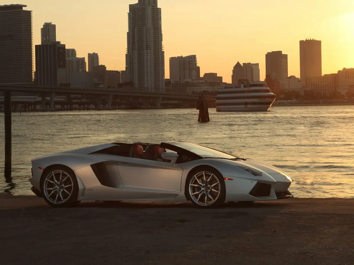 Lamborghini Aventador I Родстер — сүрөт 2