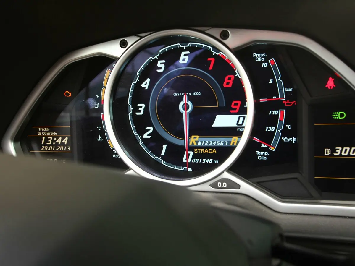 Lamborghini Aventador I Родстер — сүрөт 8