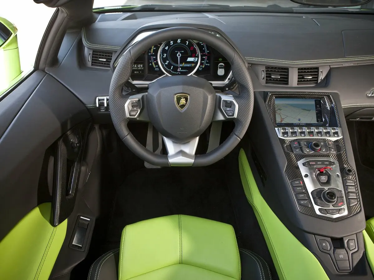 Lamborghini Aventador I Родстер — сүрөт 9