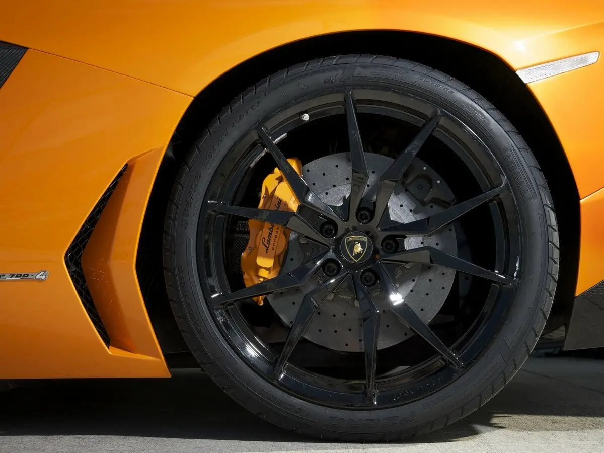 Lamborghini Aventador I Родстер — сүрөт 13