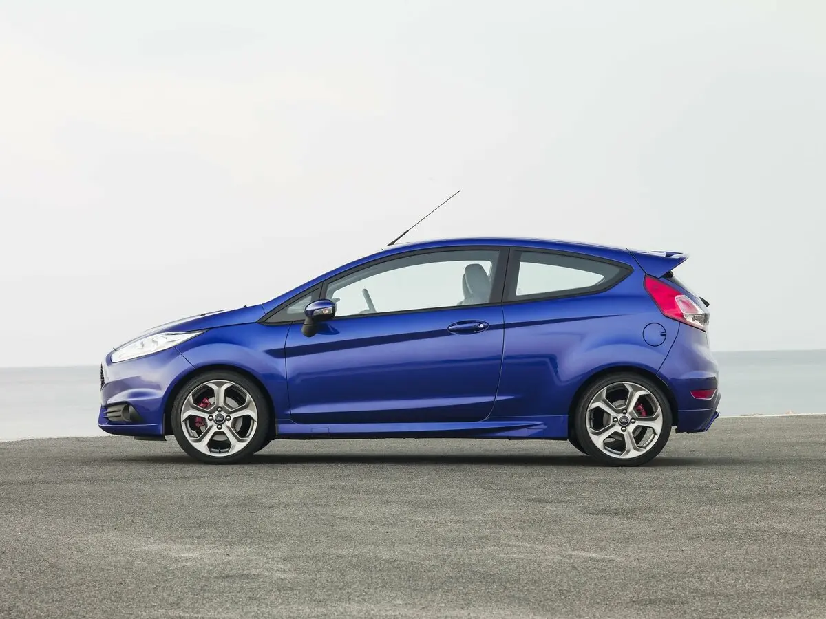 Ford Fiesta ST VI Хэтчбек 3 дв. — сүрөт 2