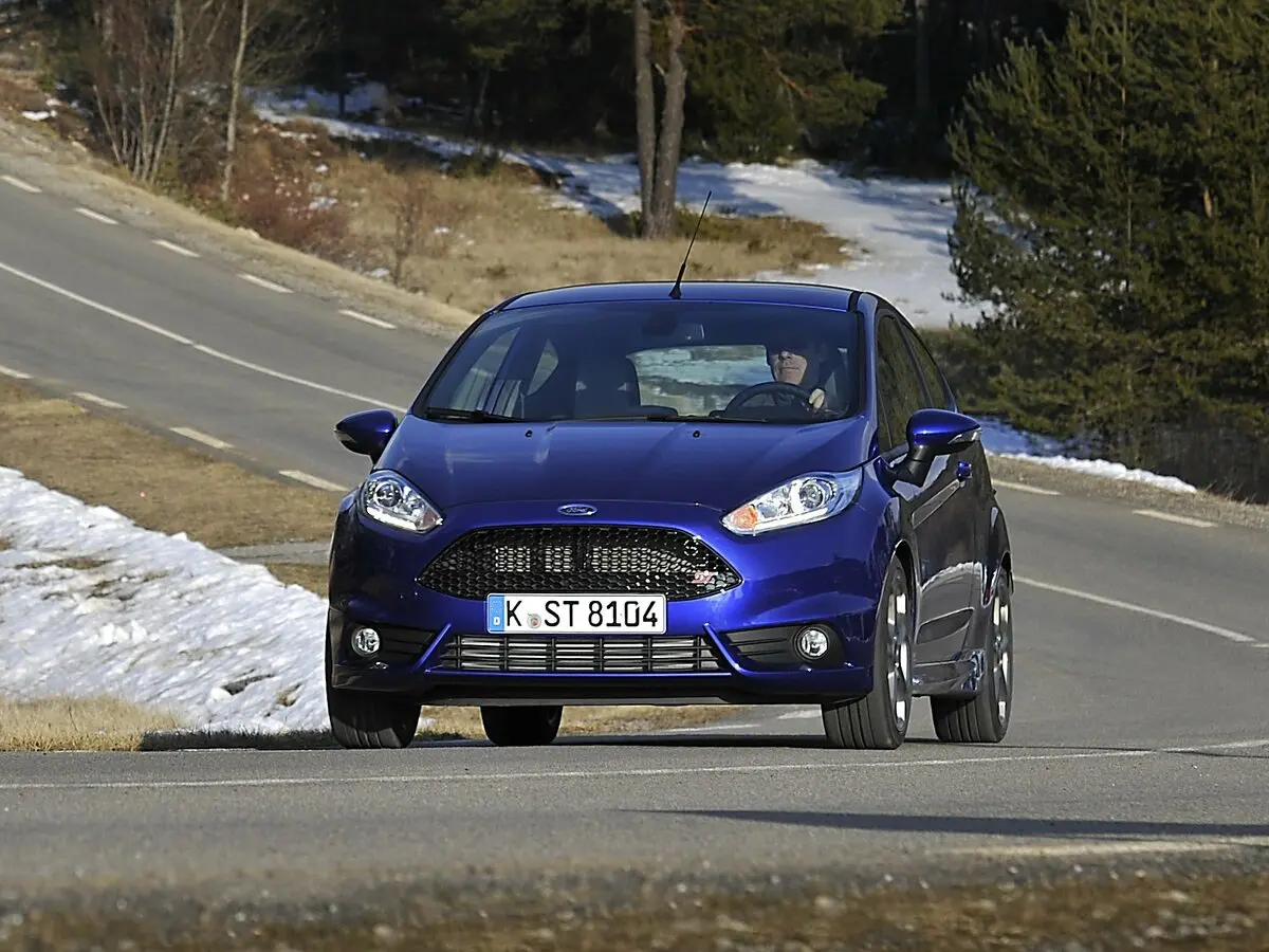 Ford Fiesta ST VI Хэтчбек 3 дв. — сүрөт 3