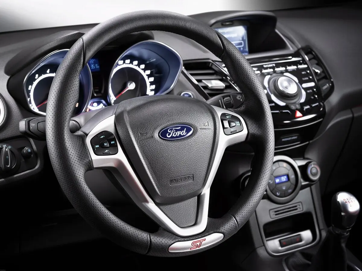 Ford Fiesta ST VI Хэтчбек 3 дв. — сүрөт 8