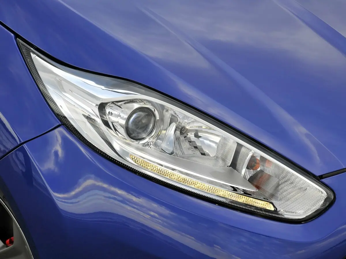 Ford Fiesta ST VI Хэтчбек 3 дв. — сүрөт 12