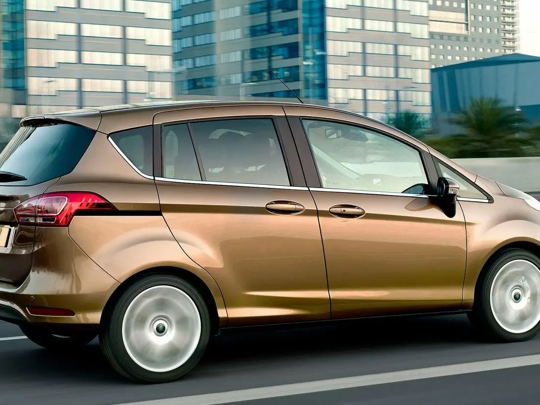 Ford B-MAX 2012 – 2018 Компактвэн — 照片 2