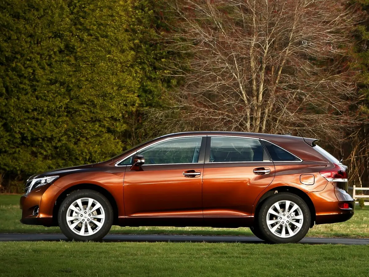 Toyota Venza I Рестайлинг Внедорожник 5 дв. — фото 2