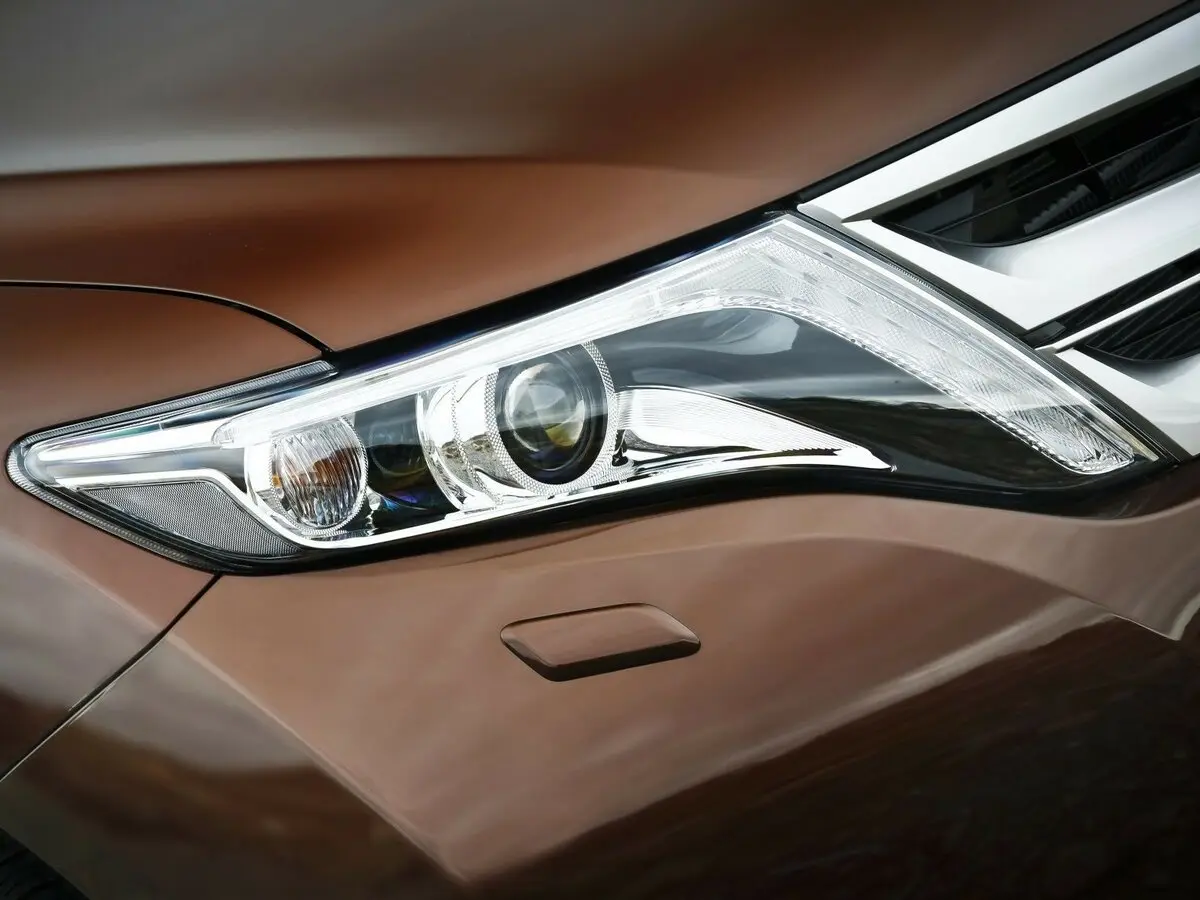 Toyota Venza I Рестайлинг Внедорожник 5 дв. — фото 12