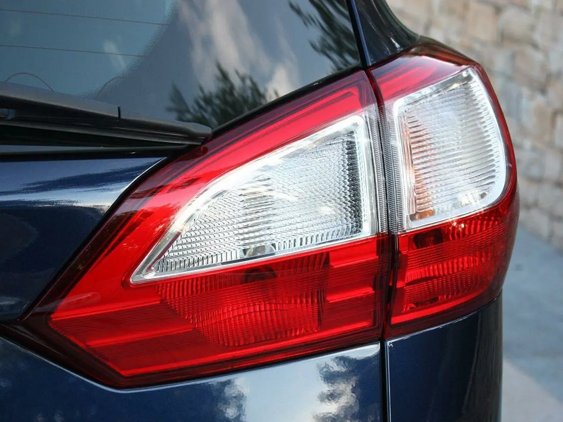 Ford C-MAX II Компактвэн — сүрөт 12
