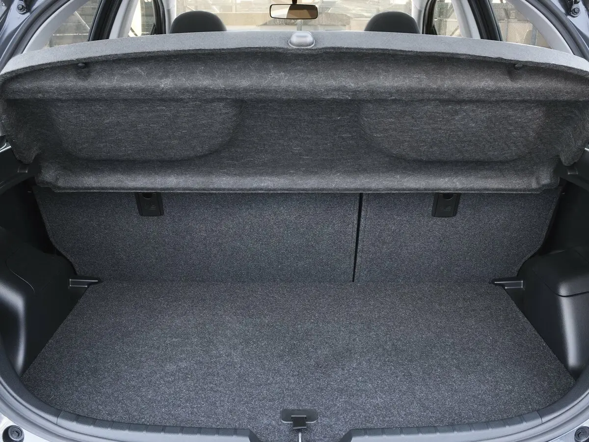 Toyota Yaris III Хэтчбек 5 дв. — сүрөт 9