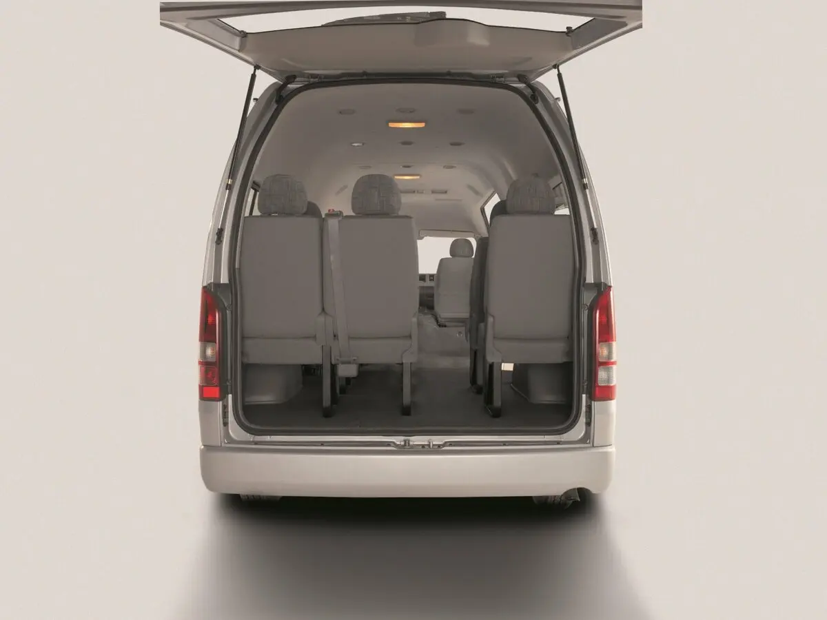 Toyota HiAce H200 Рестайлинг Минивэн — сүрөт 5