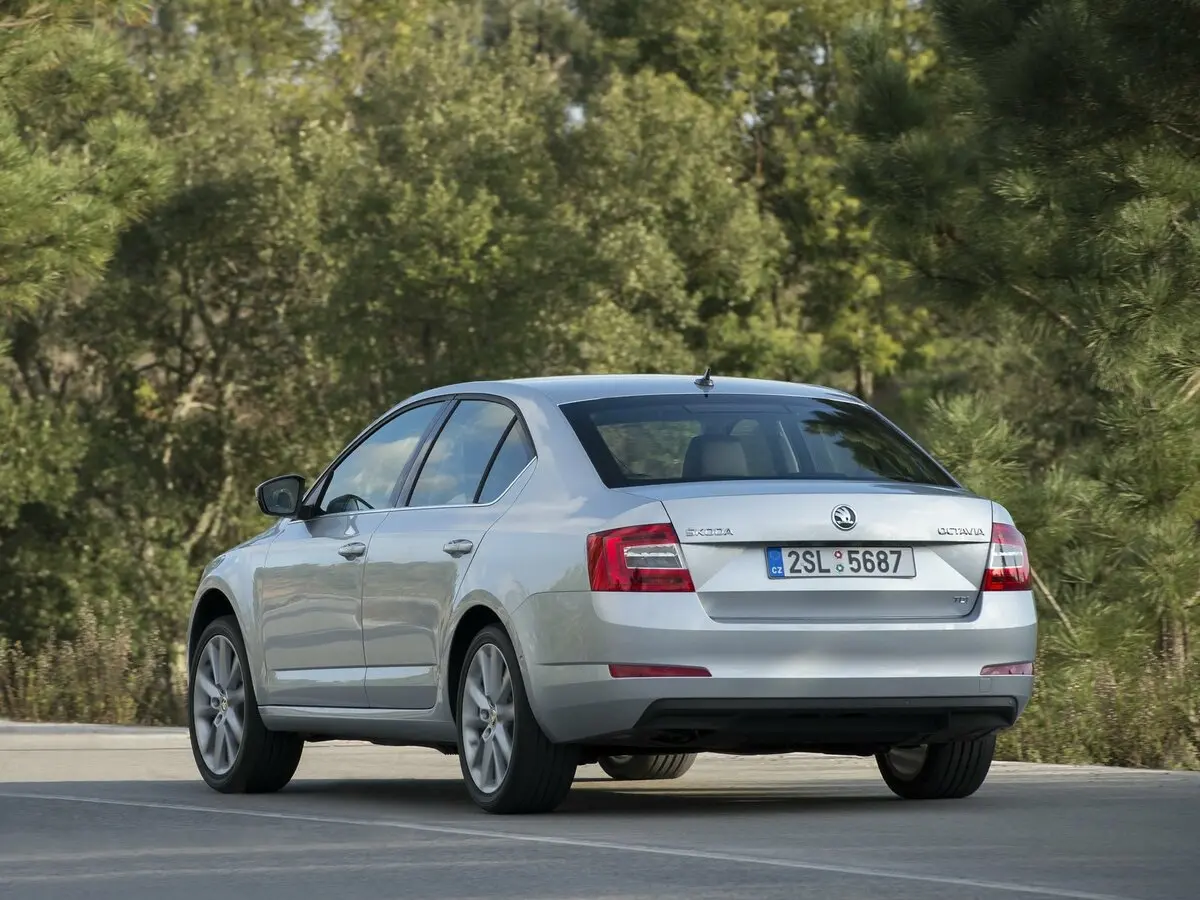 Skoda Octavia III (A7) Лифтбек — сүрөт 5