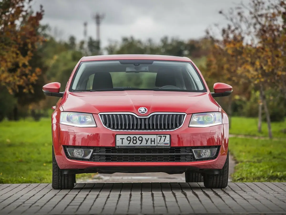 Skoda Octavia III (A7) Лифтбек — сүрөт 21