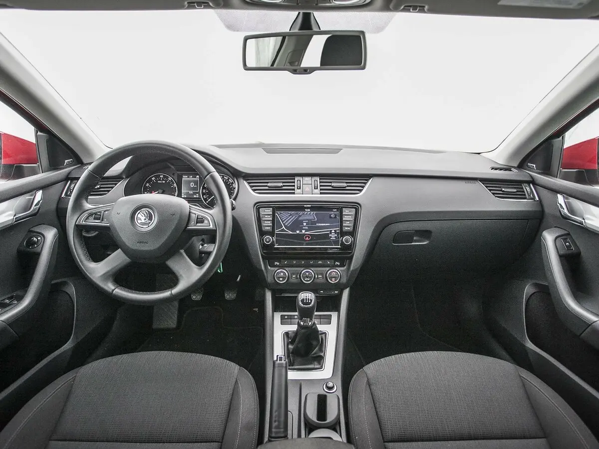 Skoda Octavia III (A7) Лифтбек — сүрөт 23