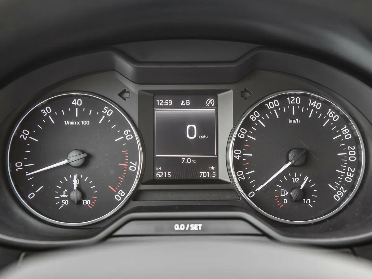 Skoda Octavia III (A7) Лифтбек — сүрөт 24