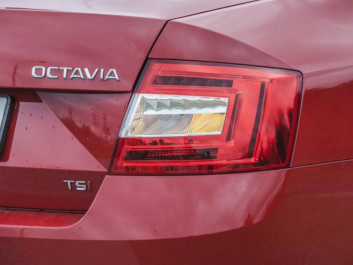 Skoda Octavia III (A7) Лифтбек — сүрөт 31