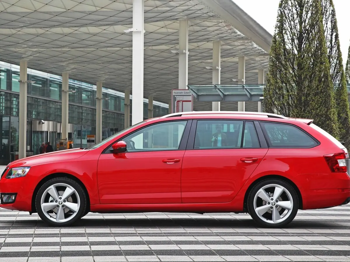 Skoda Octavia III (A7) Универсал 5 дв. — сүрөт 2