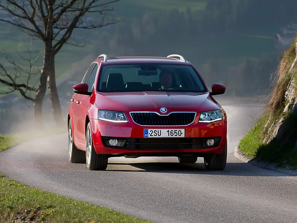 Skoda Octavia III (A7) Универсал 5 дв. — сүрөт 3