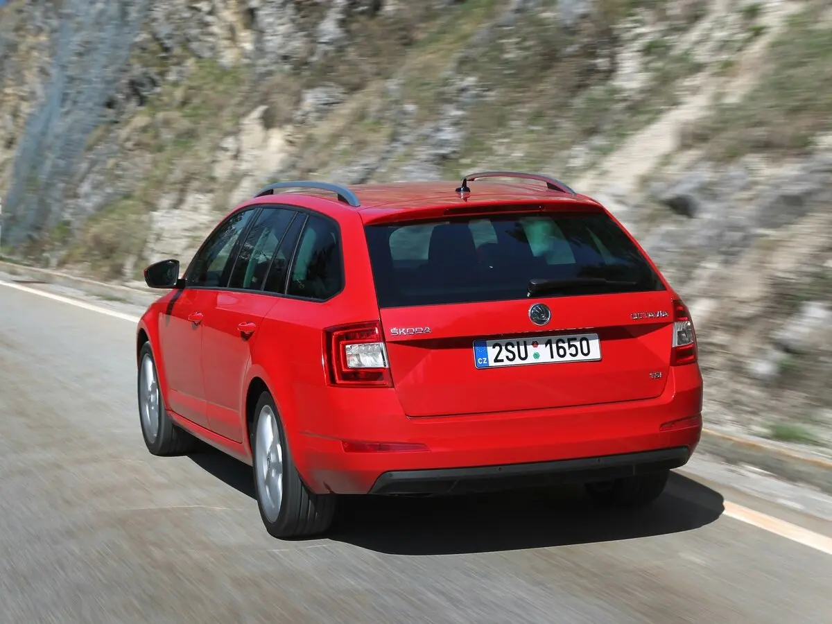 Skoda Octavia III (A7) Универсал 5 дв. — сүрөт 4