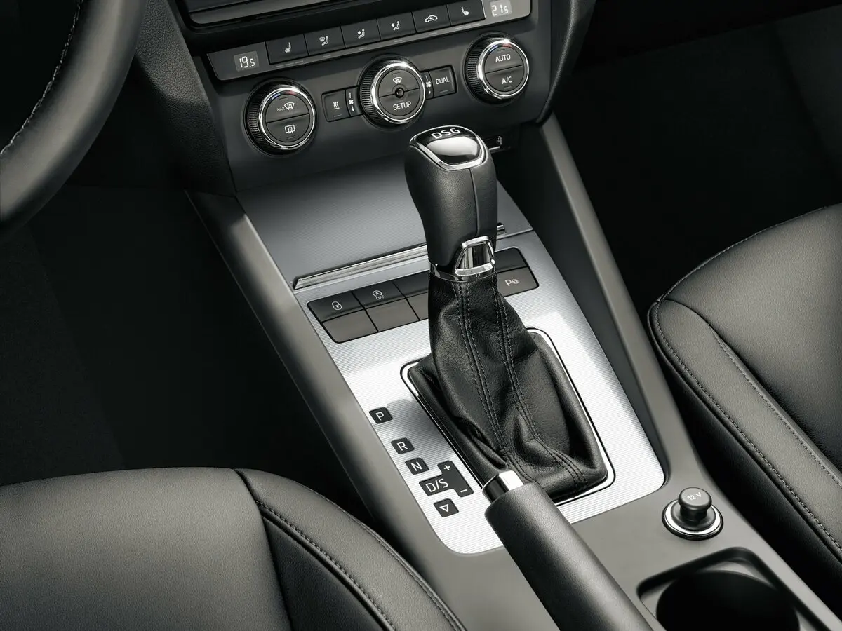 Skoda Octavia III (A7) Универсал 5 дв. — сүрөт 8