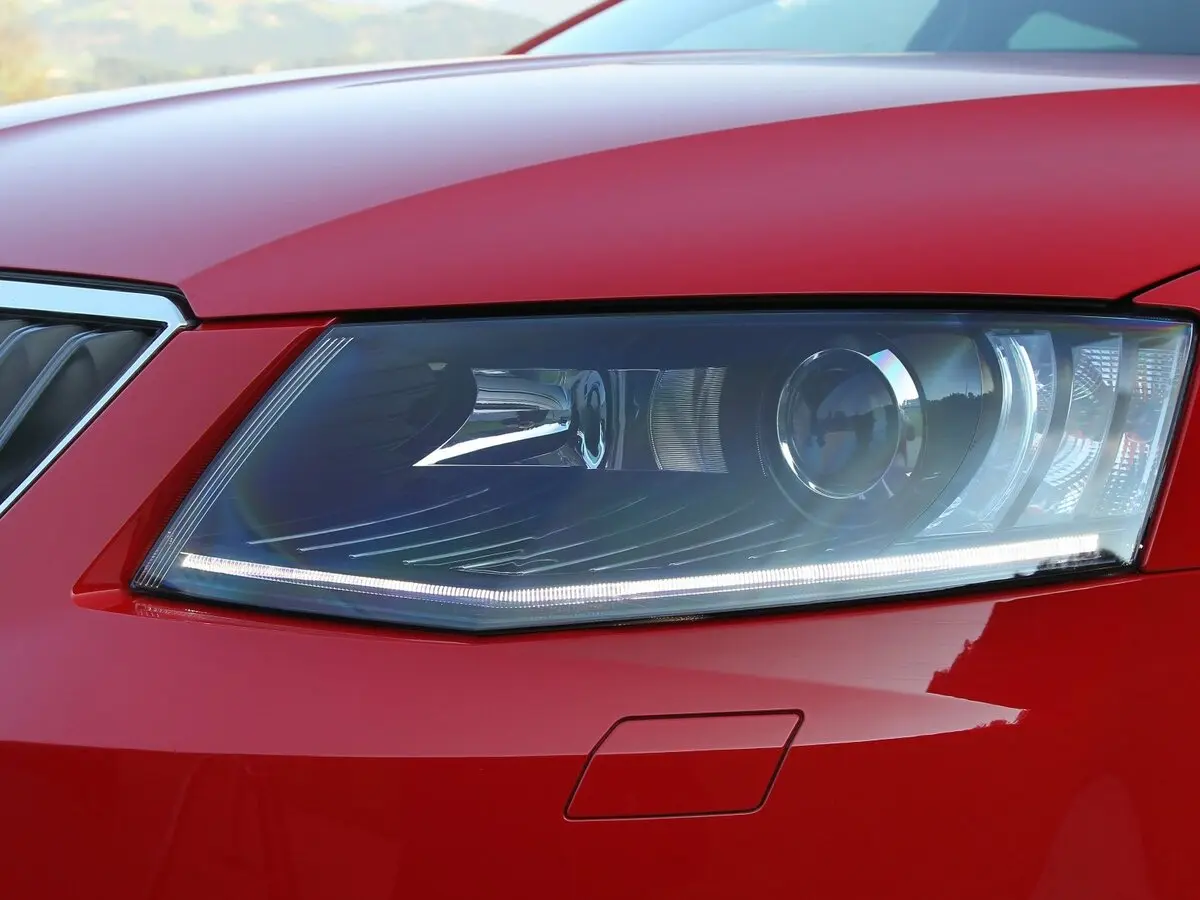 Skoda Octavia III (A7) Универсал 5 дв. — сүрөт 11