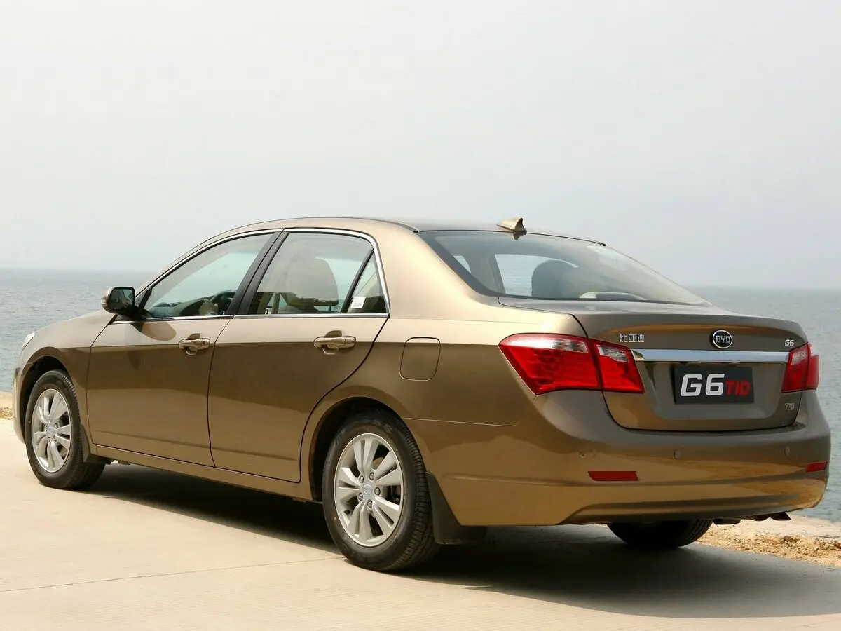 BYD G6 2011 – 2013 Седан — сүрөт 5