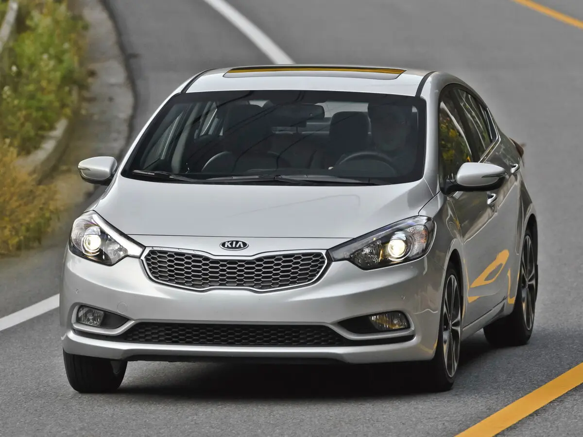 Kia Cerato III Седан — сүрөт 3