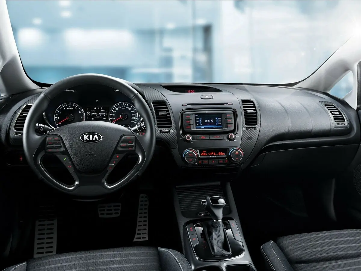 Kia Cerato III Седан — сүрөт 6