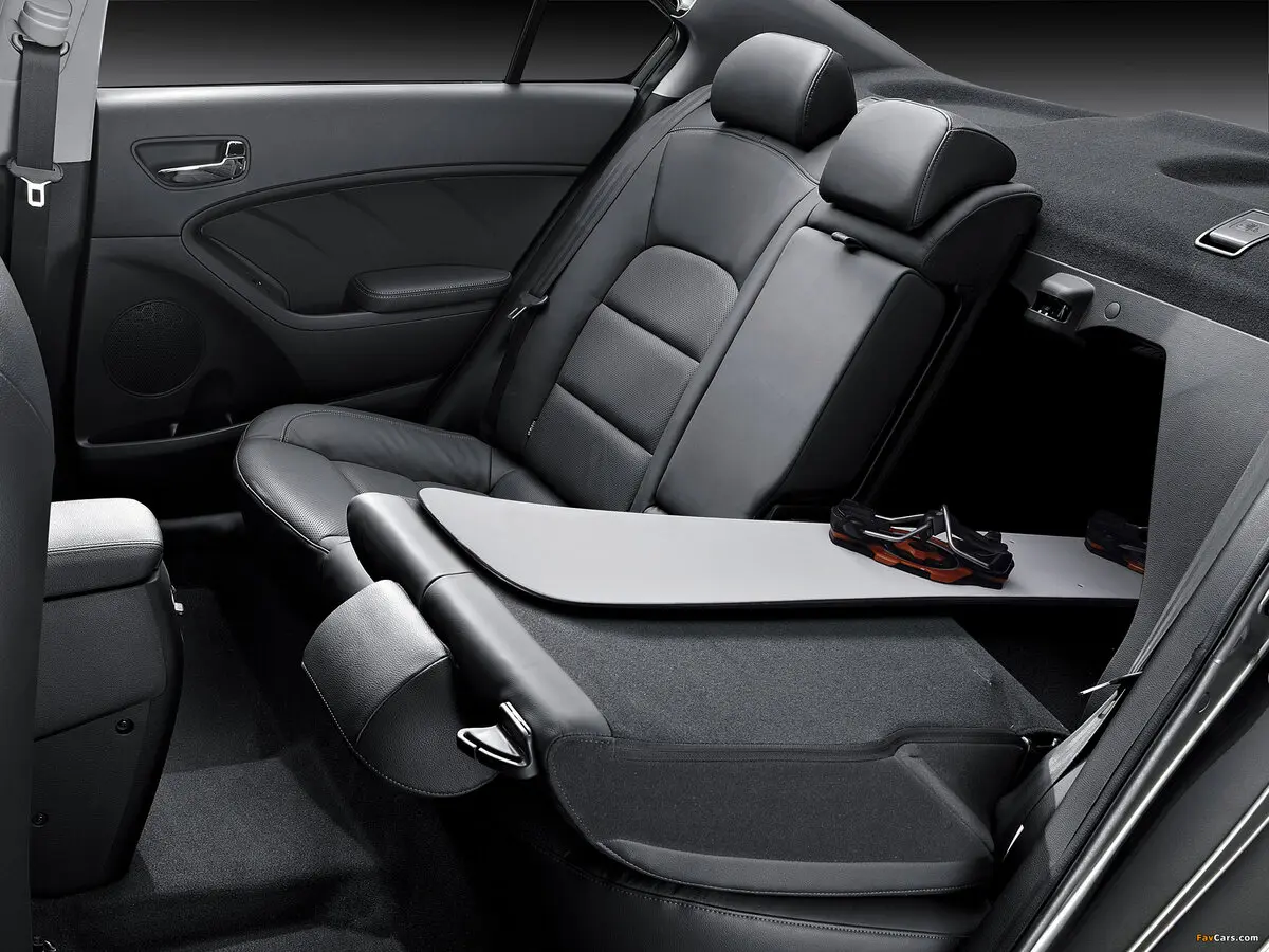 Kia Cerato III Седан — сүрөт 11