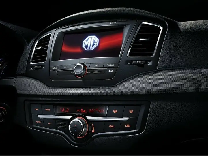 MG 350 2010 – 2015 Седан — сүрөт 9
