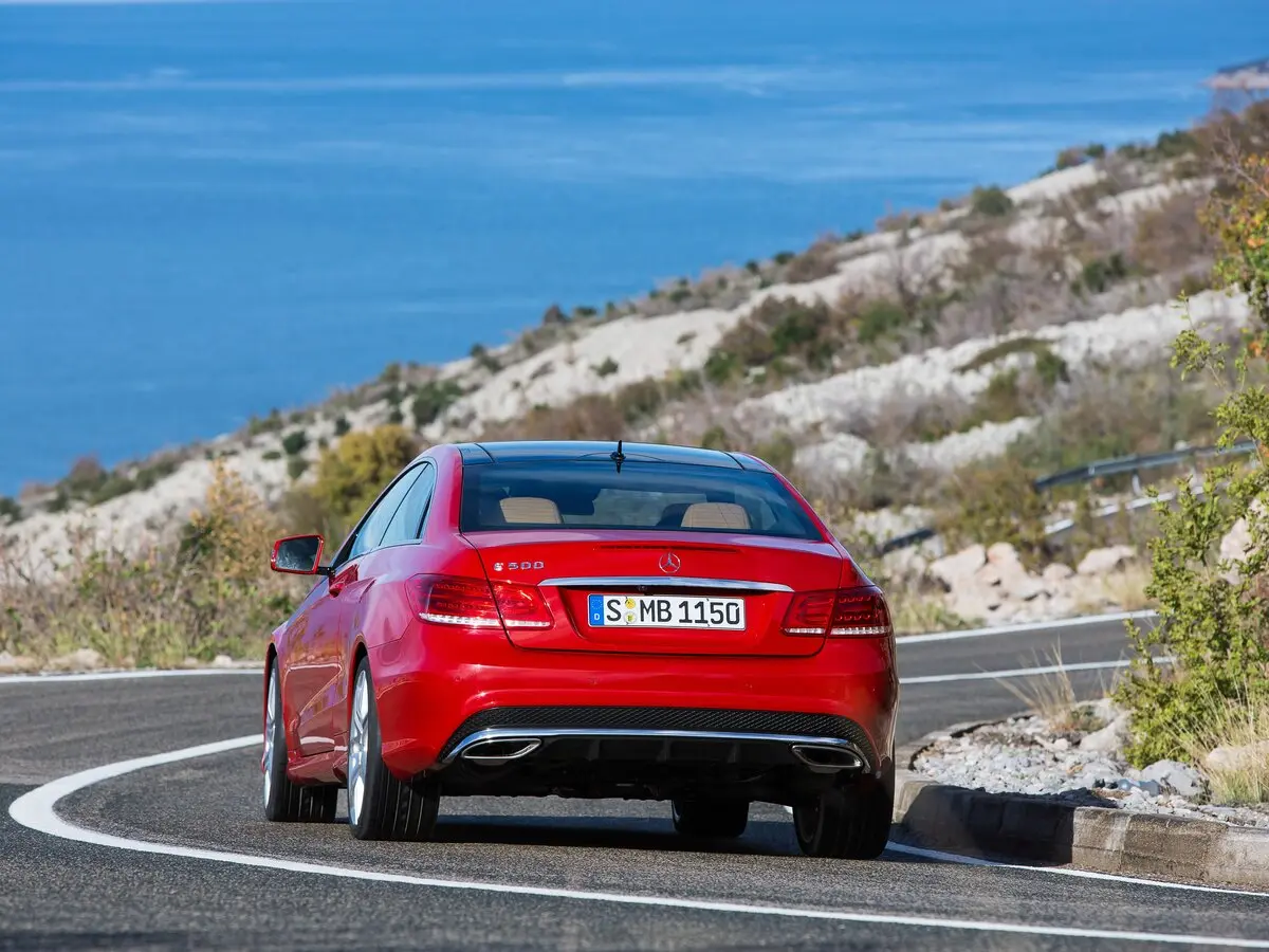 Mercedes-Benz E-Класс IV (W212, S212, C207) Рестайлинг Купе-хардтоп — фото 4