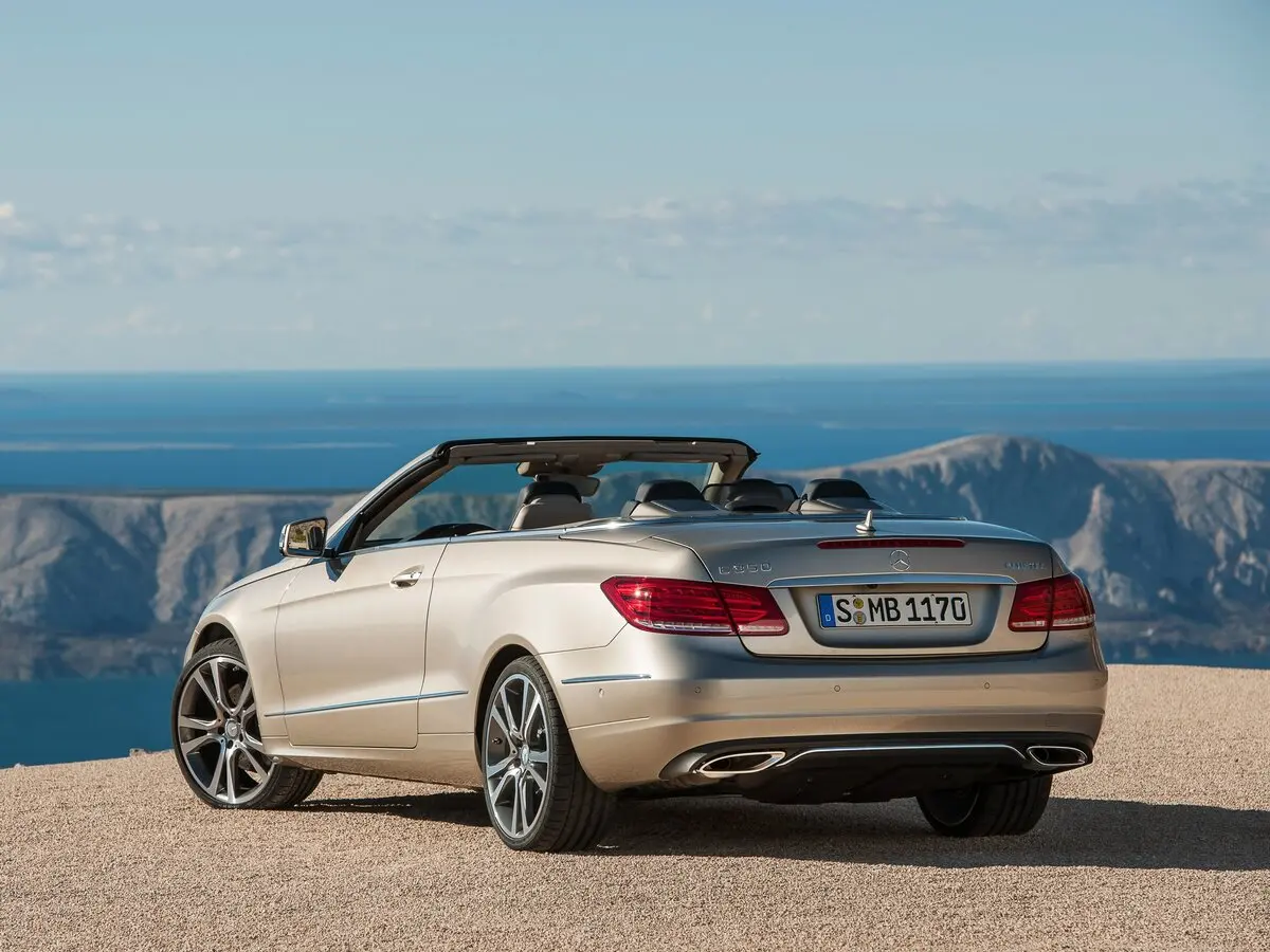Mercedes-Benz E-Класс IV (W212, S212, C207) Рестайлинг Кабриолет — фото 4