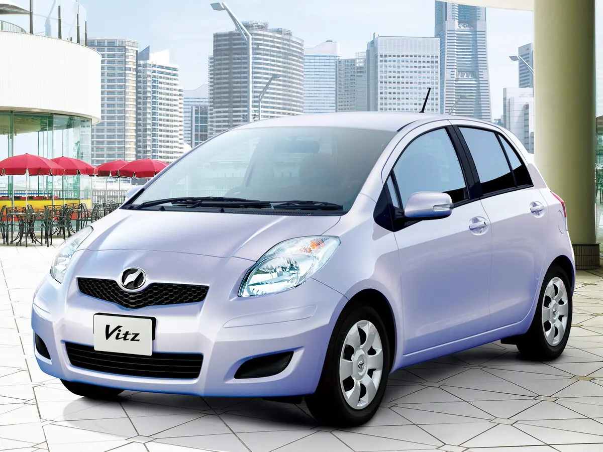 Toyota Vitz II (XP90)