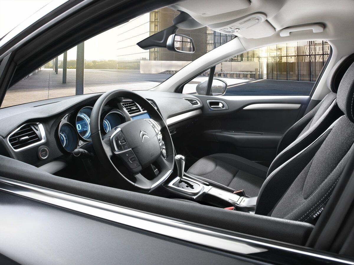 Citroen C4 II Седан