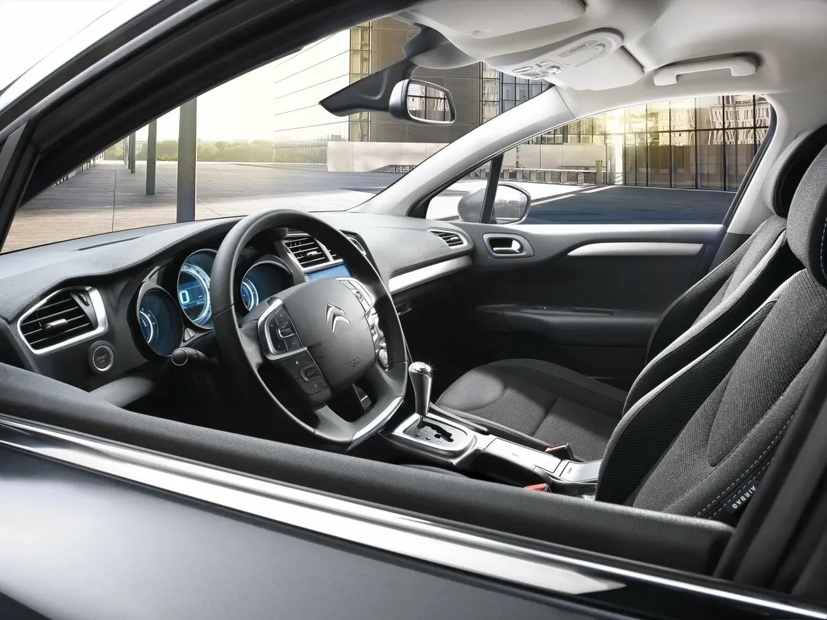 Citroen C4 II Седан — сүрөт 8