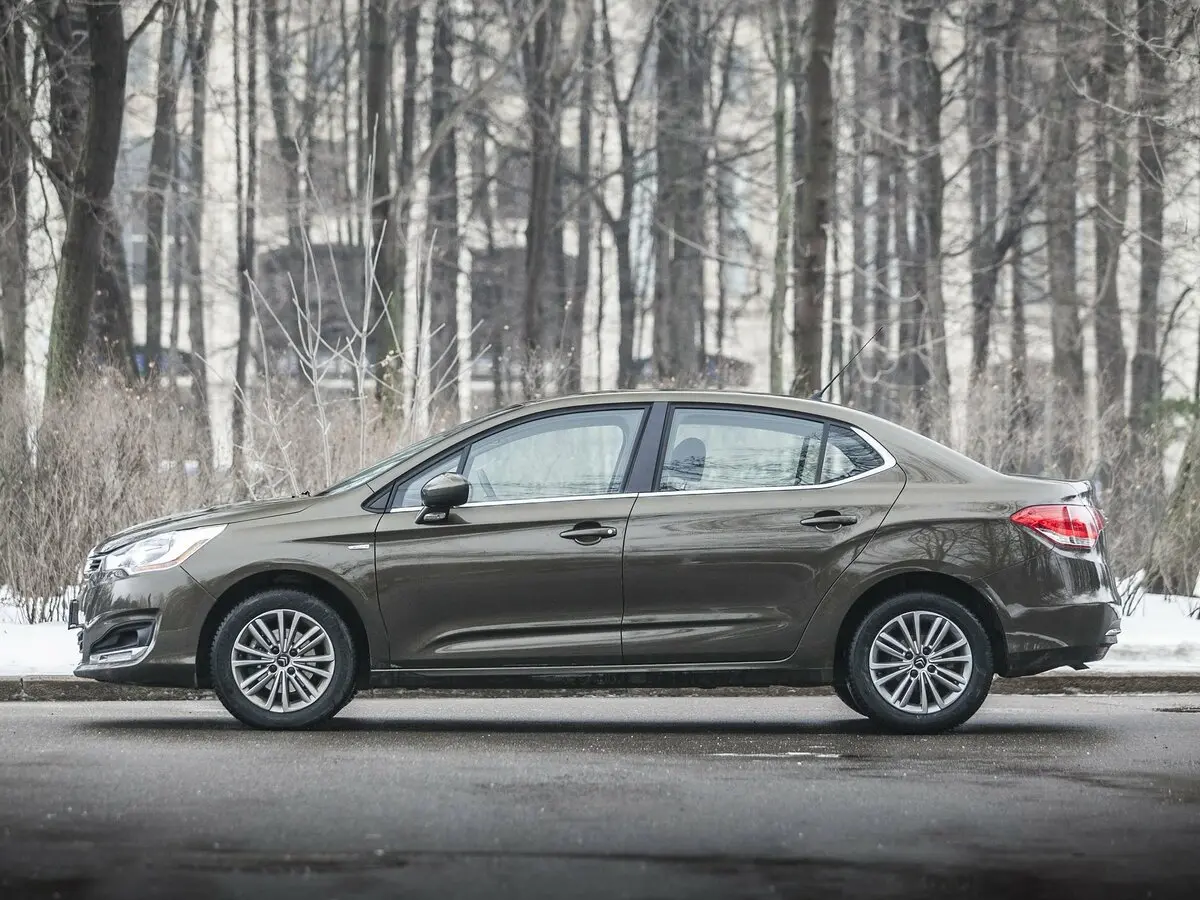 Citroen C4 II Седан — сүрөт 21