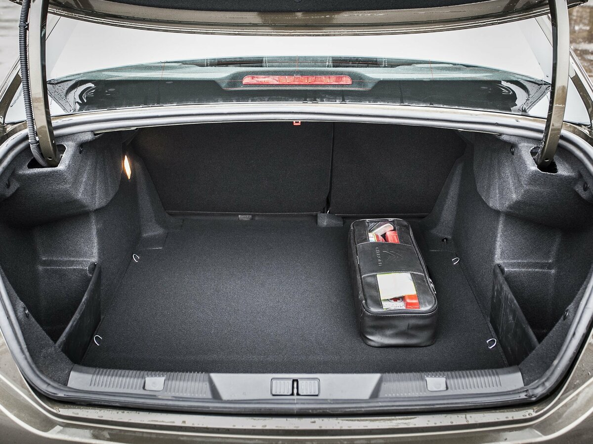 Citroen C4 II Седан