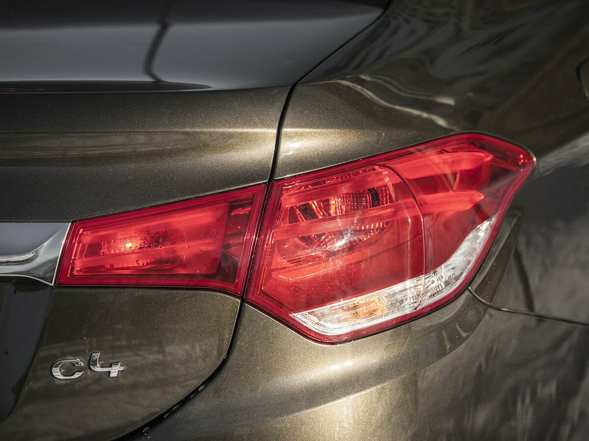 Citroen C4 II Седан
