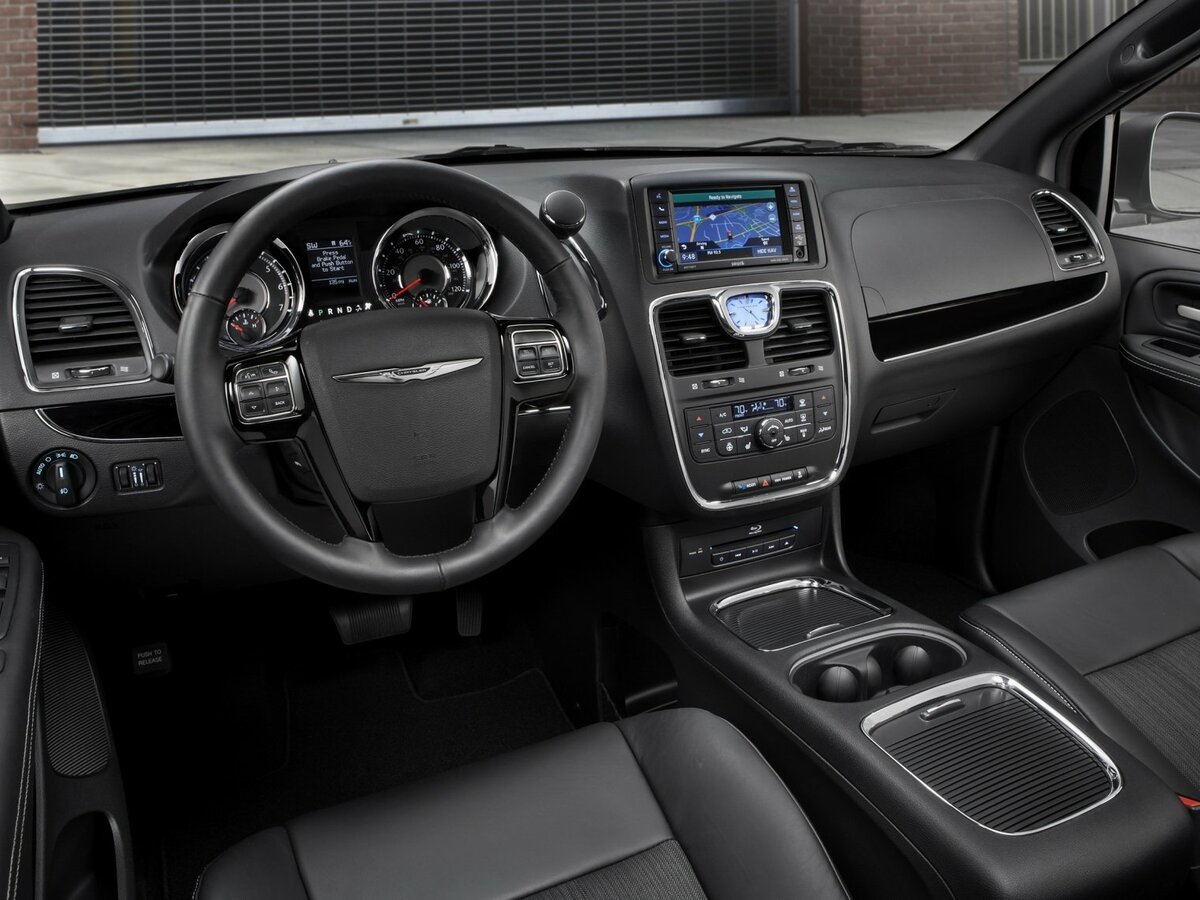 Chrysler Voyager V Рестайлинг Минивэн Grand — фото 6
