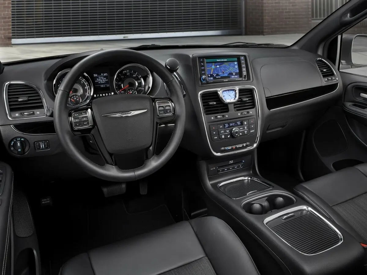 Chrysler Voyager V Рестайлинг Минивэн Grand — сүрөт 6